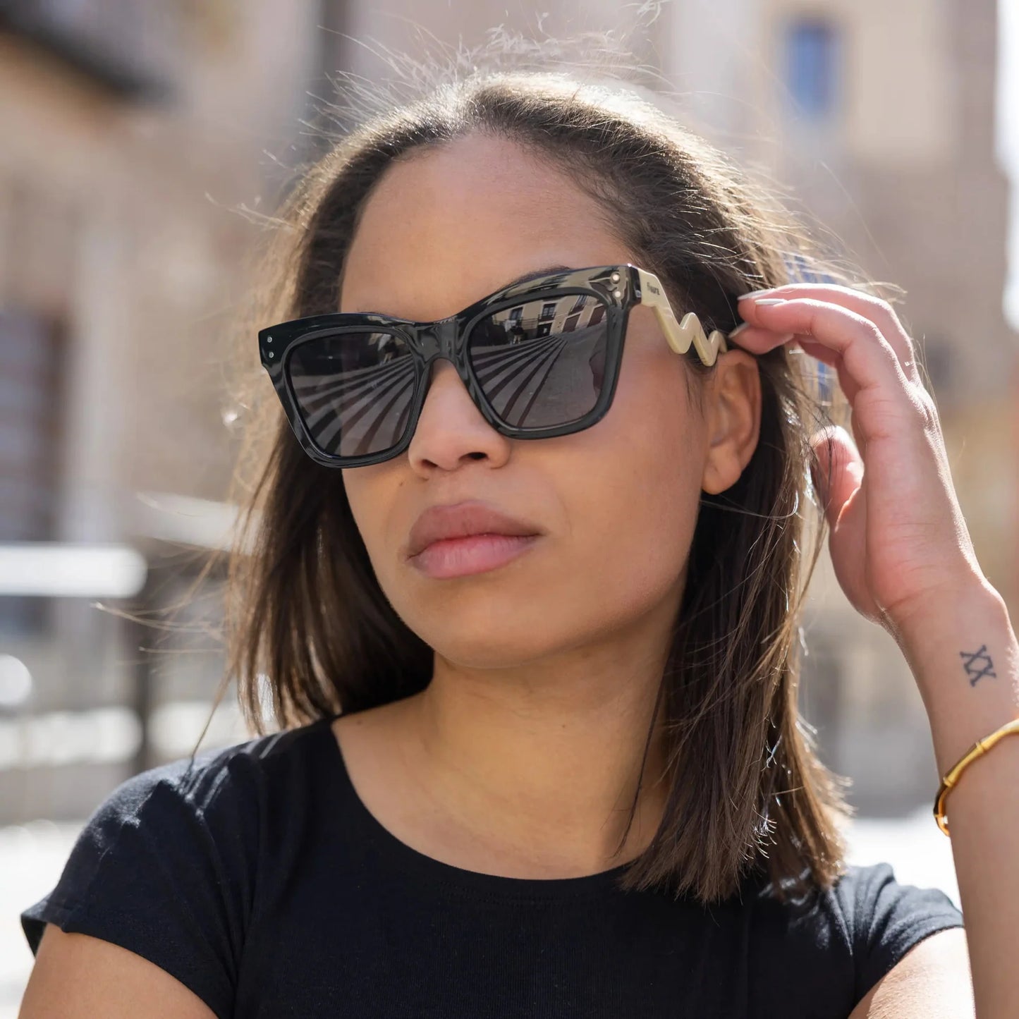 Lunettes De Soleil - All You Need Is Love